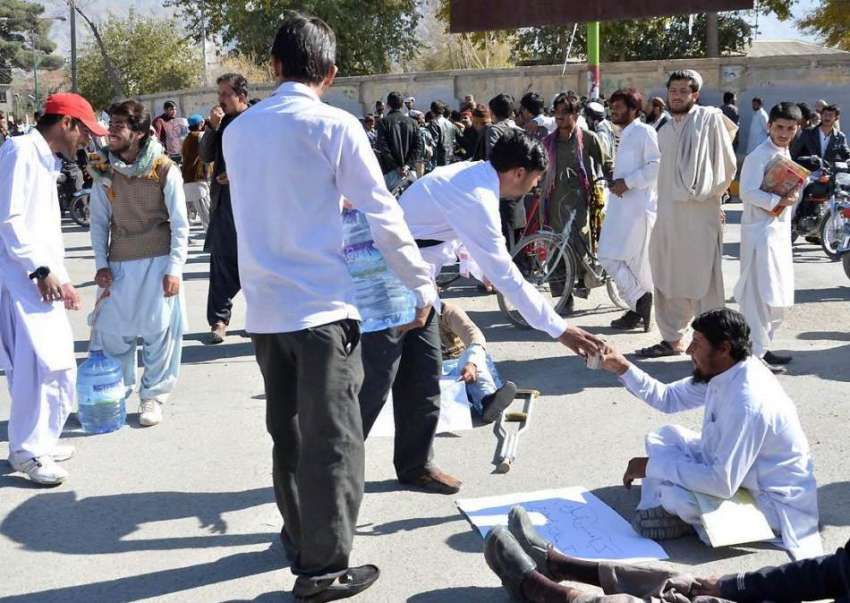 کوئٹہ: آواز معذوراں کے زیر اہتمام ہاکی چوک پر احتجاجی دھرنے ..