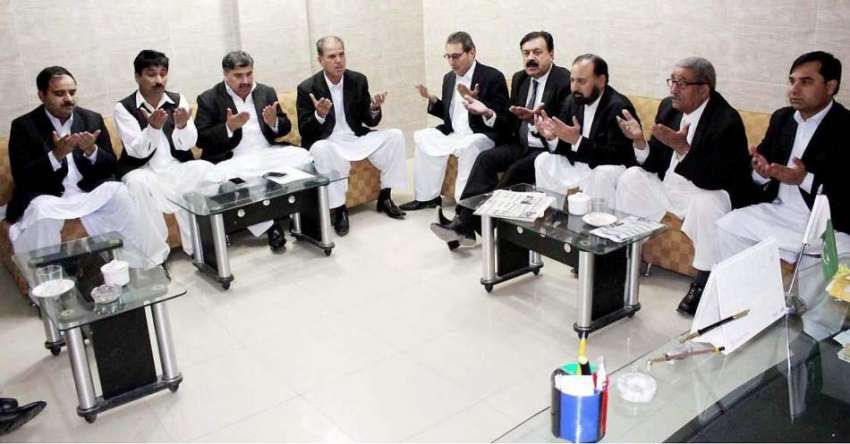 پشاور: پیپلز پارٹی لائرز فورم کے زیر اہتمام پاکستان پیپلز ..