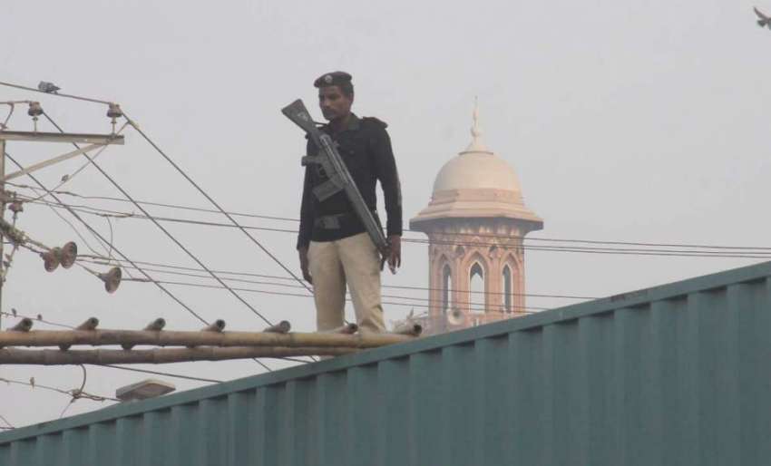 لاہور: حضرت داتا گنج بخش(رح) کے 973ویں عرس کے آخری روز پولیس ..
