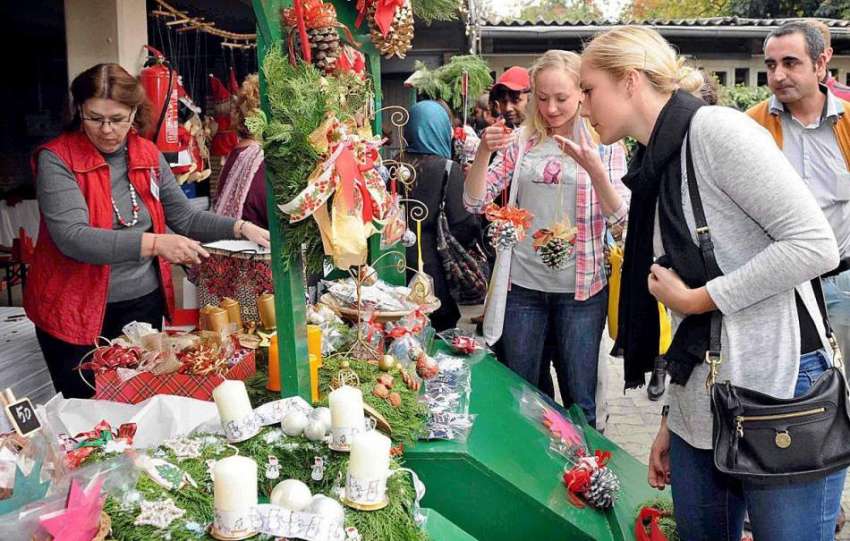 اسلام آباد: جرمن امبیسی کے زیر اہتمام منعقدہ فن فیئر کے دوران ..