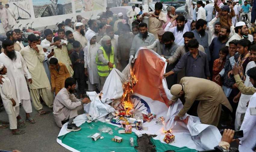کراچی:کراچی پریس کلب کے سامنے جماعة الدعوة کے ارکان بھارتی ..