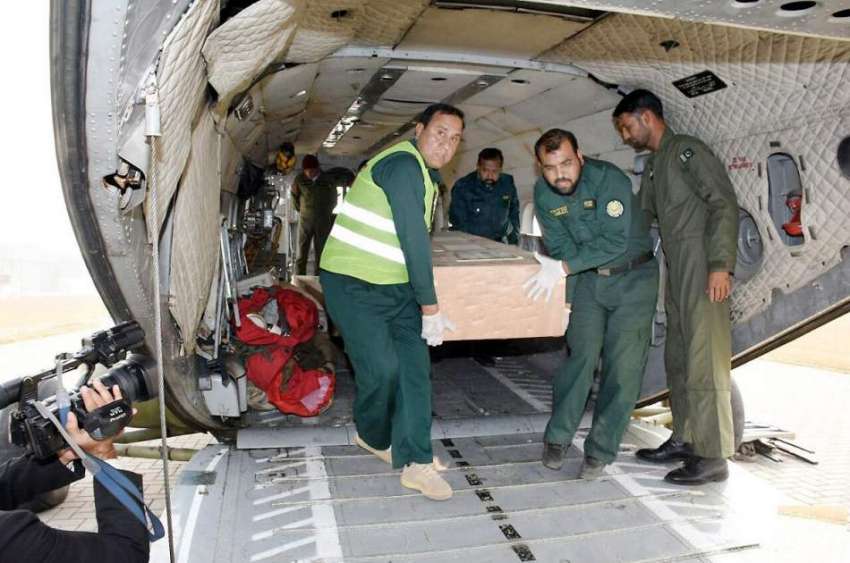 اسلام آباد: طیارہ حادثے میں جاں بحق افراد کی میتیں پمز ہسپتال ..