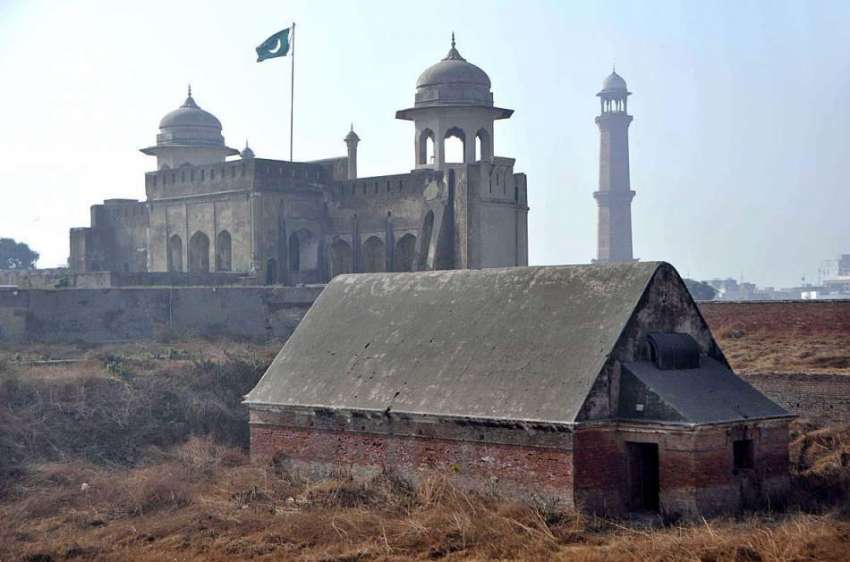 لاہور: شاہی قلعہ میں موجود برطانوی دور کا مورچہ۔