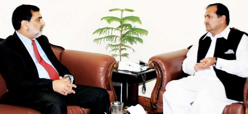 مظفر آباد: آزاد کشمیر کے سینئر وزیر چوہدری طارق فاروق سے ..