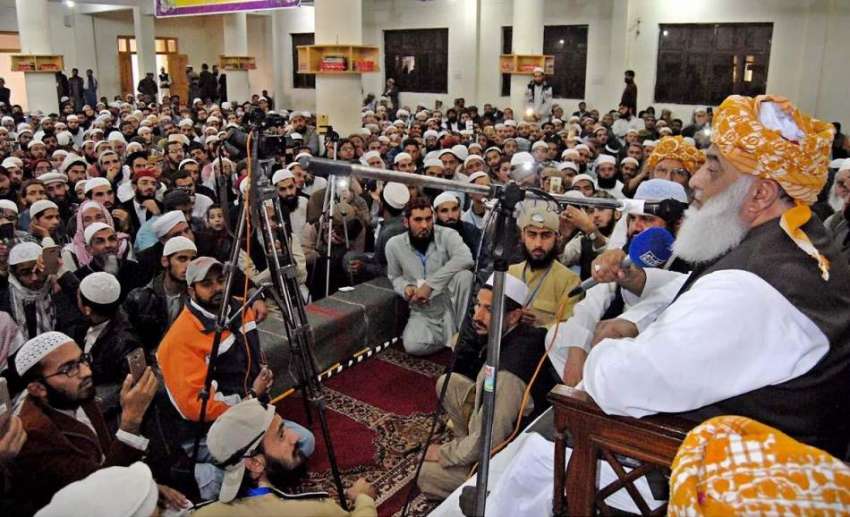 راولپنڈی: تعلیم القرآن راجہ بازار میں مولانا فصل الرحمن ..