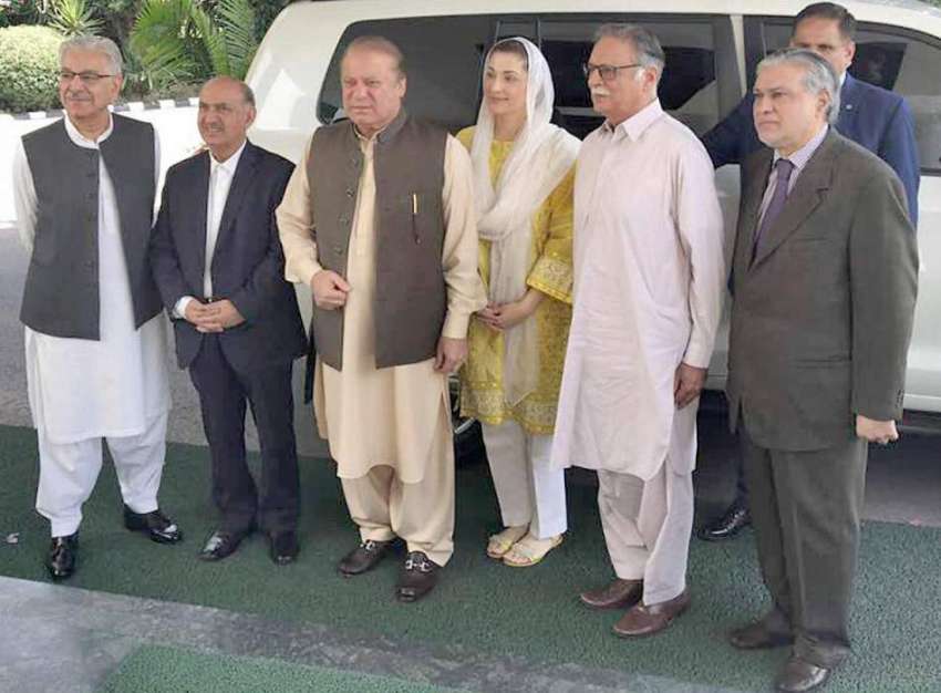 اسلام آباد: وزیر اعظم نواز شریف کے ساتھ جے آئی ٹی میں پیشی ..