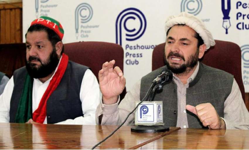 پشاور: پاکستان تحریک انصاف باڑہ خیبر ایجنسی کے رہنما اقبال ..