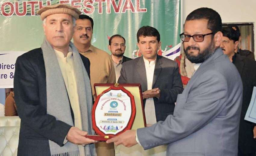 پشاور: گورنر فاٹا یوتھ فیسٹیول کے موقع پر مہمان خصوصی غالب ..