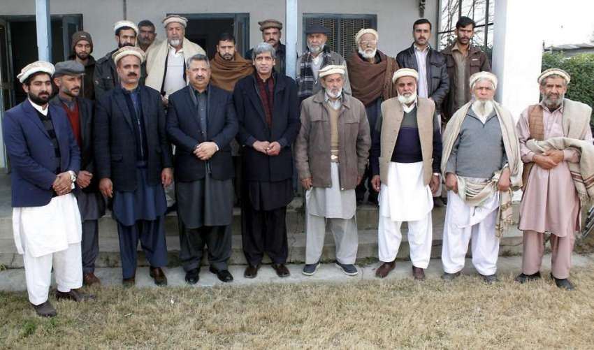 ایبٹ آباد: ضلع ناظم سردار شیر بہادر کا ممبر ضلع کونسل ناہید ..