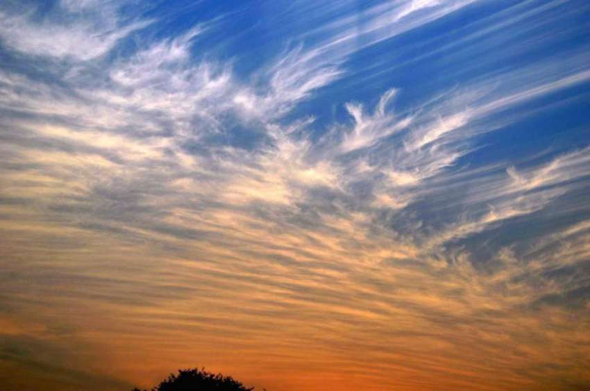 ملتان: شہر میں چھائے بادلوں کا خوبصورت منظر۔