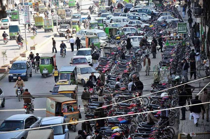 راولپنڈی: شہر میں غیرقانونی موٹرسائیکل سٹینڈ کی وجہ سے ٹریفک ..