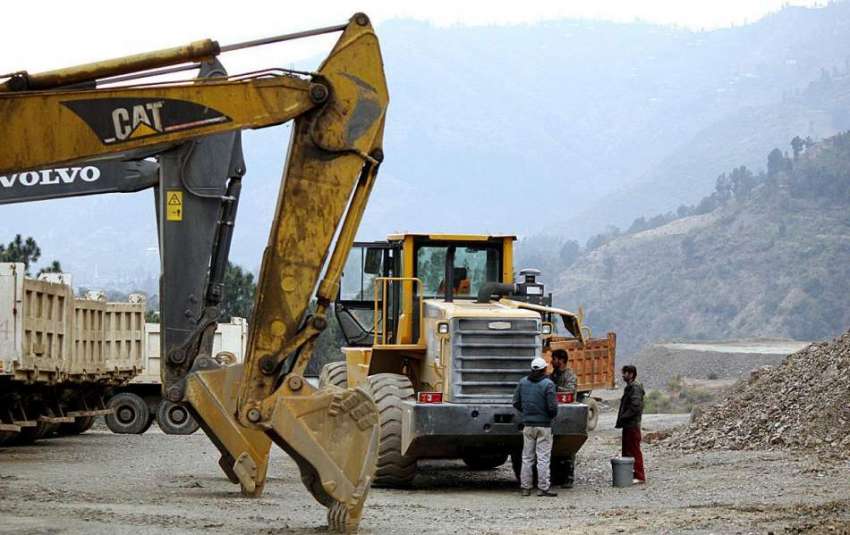 ایبٹ آباد: شہر میں جاری ترقیاتی کاموں کے مناظر۔