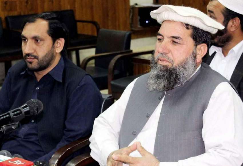 پشاور: جماعت اسلامی فاٹا کے امیر سردار خان پریس کانفرنس ..