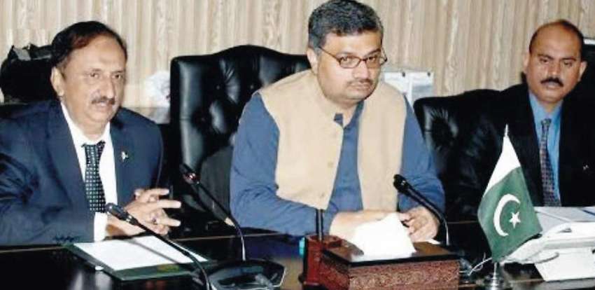 راولپنڈی: ڈپٹی کمشنر طلعت محمود گوندل، ڈاکٹر جمال ناصر محکمہ ..