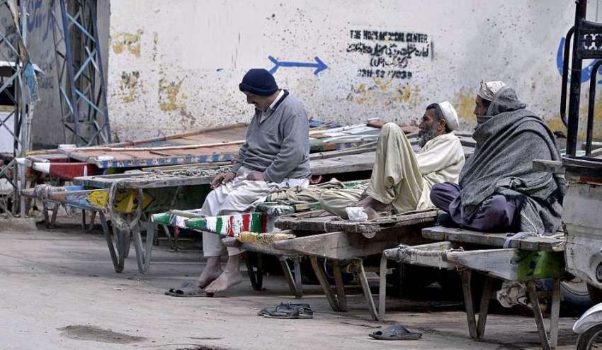 راولپنڈی: مارکیٹ میں لوڈنگ کا کامر کرنیوالے مزدور دیہاڑی ..