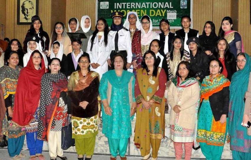 راولپنڈی: گورنمنٹ ڈگری کالج میں منعقدہ تقریب کے موقع پر ..