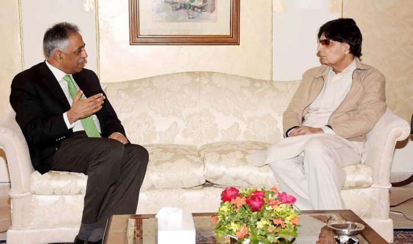 اسلام آباد: وفاقی وزیر داخلہ چوہدری نثار سے گونر سندھ محمد ..