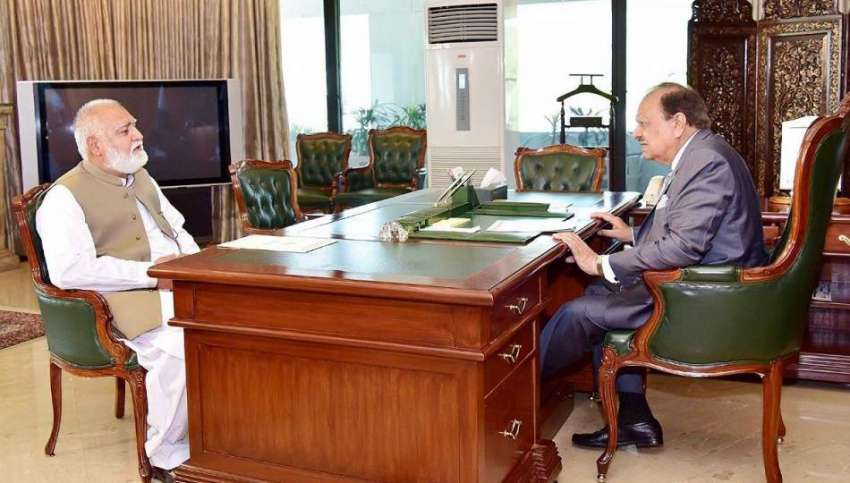 اسلام آباد: صدر مملکت ممنون حسین سے وفاقی وزیر اکرم خان درانی ..
