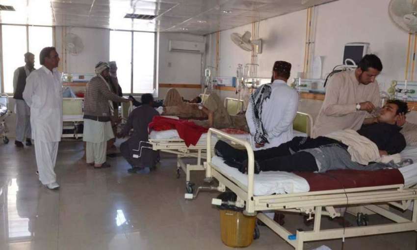 کوئٹہ: کراچی سے کوئٹہ آنیوالی مسافر بس کو حادثے کے زخمیوں ..