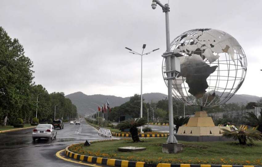 اسلام آباد: ہلکی بارش کے دوران وفاقی دارالحکومت کا خوبصورت ..