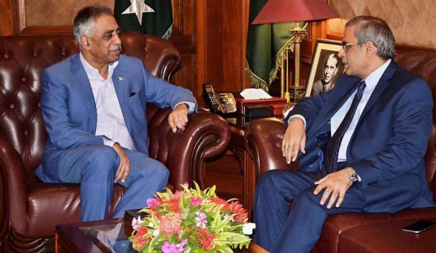 کراچی: گورنر سندھ محمد زبیر سے اسٹیٹ بینک آف پاکستان کے گورنر ..