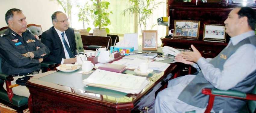 مظفر آباد: آزاد کشمیر کے سینئر وزیر چوہدری طارق فاروق سے ..