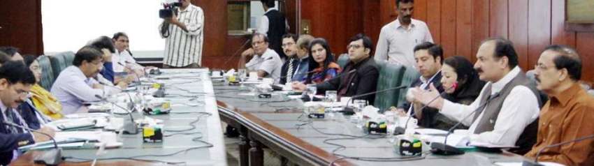 لاہور: صوبائی وزیر سکولز ایجوکیشن رانا مشہود احمد خان جشن ..