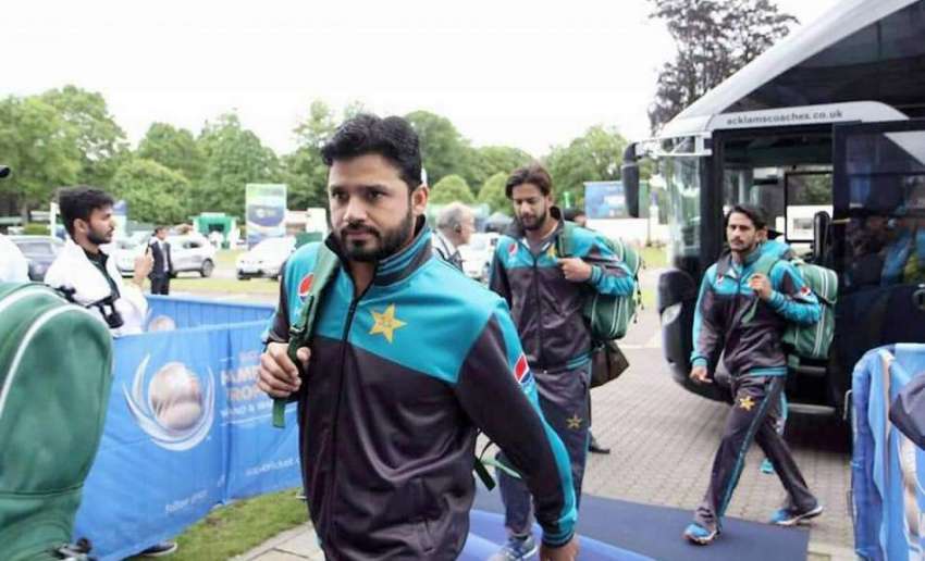 کارڈف: پاکستانی کھلاڑی سری لنکن ٹیم کے خلاف میچ کے لیے ہوٹل ..