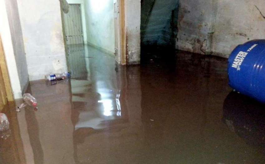 راولپنڈی: ناقص نکاسی آب کے باعث کرتار پورہ یو سی 33گلی نمبر ..