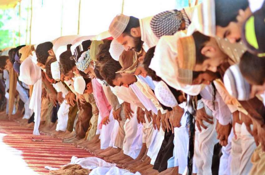 ملتان: رمضان المبارک کے پہلے جمعةالمبارک کے موقع پر نماز ..