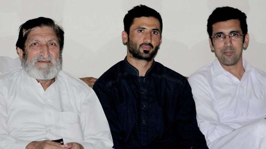 صوابی: سینئر صوابائی وزیر شہرام خان ترکئی اور ایم این اے ..