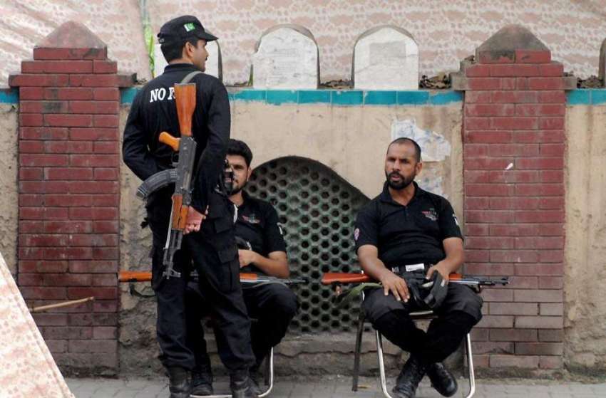 راولپنڈی: مسلم لیگ ن کی ریلی کی حفاظت کے لیے تعینات سیکیورٹی ..