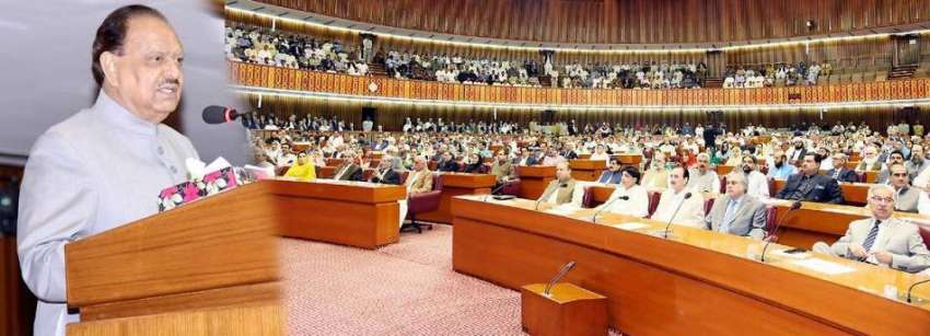 اسلام آباد: صدر مملکت ممنون حسین پارلیمنٹ کے مشترکہ اجلاس ..