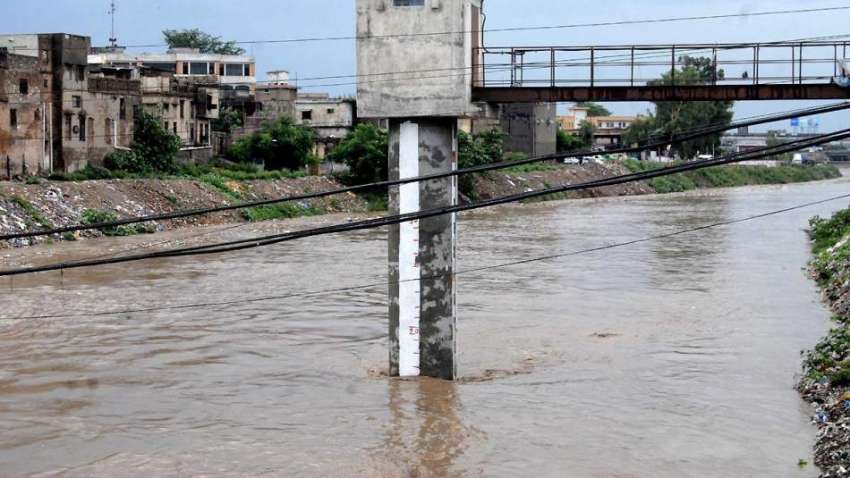 راولپنڈی: شدید بارش کے باعث نالہ لئی میں پانی کی سطح بلند ..