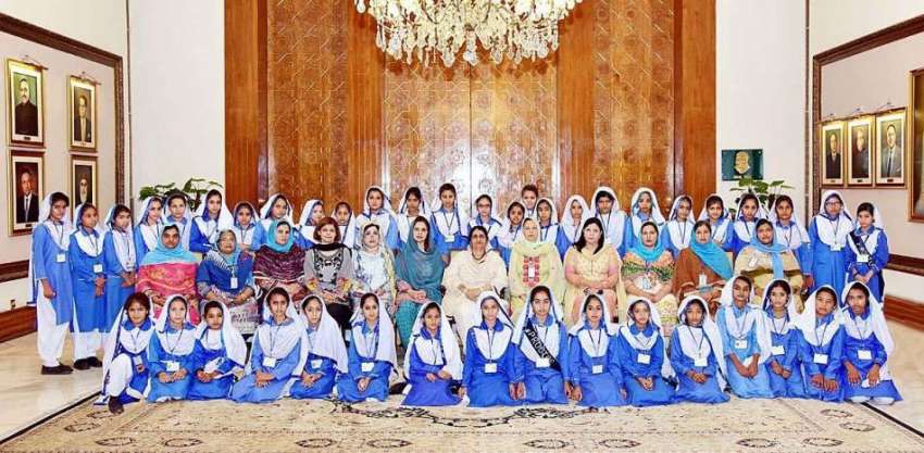 اسلام آباد: خاتون اول بیگم محمودہ ممنون حسین کا ایوان صدر ..