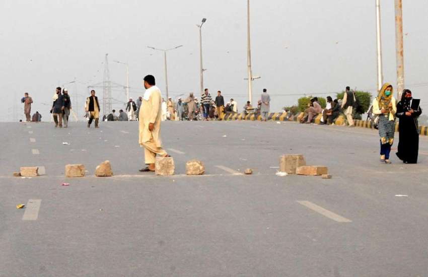 راولپنڈی: ختم نبوت لانگ مارچ کے شرکاء کا فیض آباد میں پڑاؤ ..