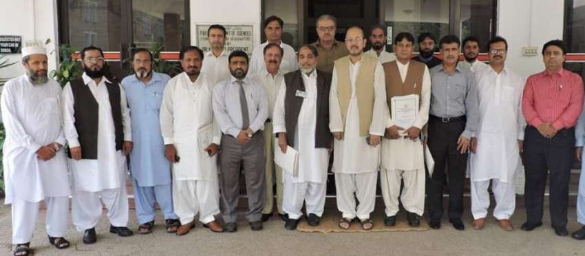 لاہور: پاکستان اکیڈمی آف سائنسز کے کمیٹی روم میں نیشنل کونسل ..