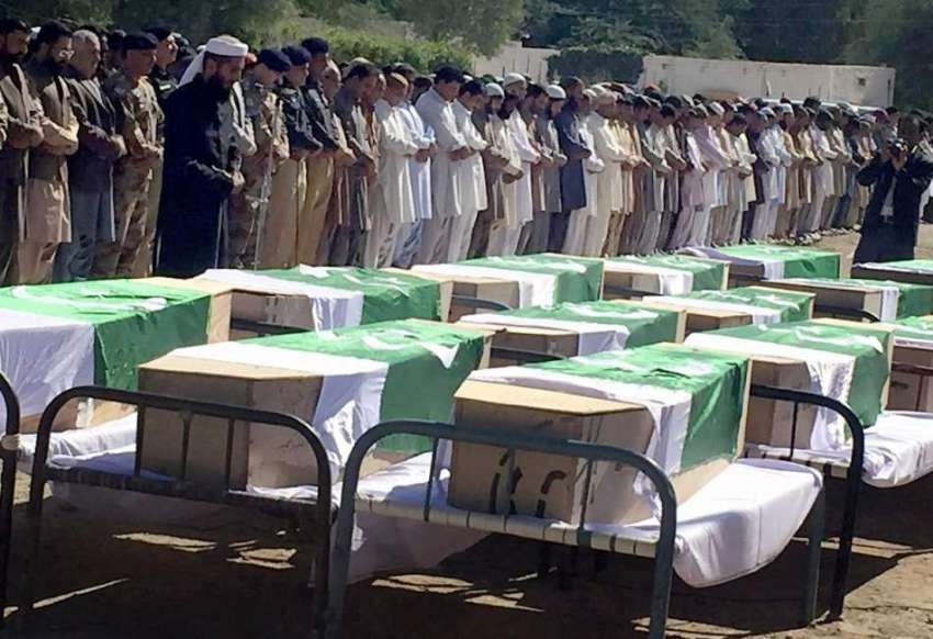 کوئٹہ: تربت میں فائرنگ سے قتل ہونے والے افراد کی نماز جنازہ ..