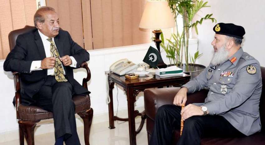 اسلام آباد: وزیر اعظم کے مشیر برائے ہوا بازی سردار مہتاب ..