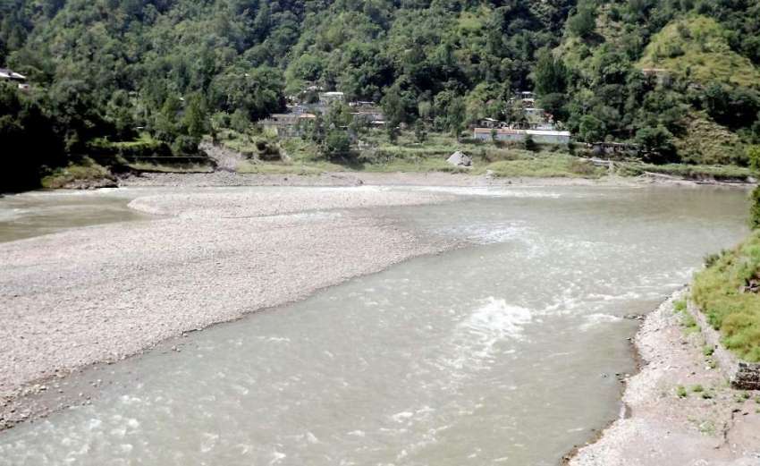 مظفر آباد: دریائے نیلم اور جہلم کے پانی کی سطح میں کمی کے ..