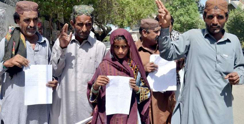 حیدر آباد: ٹنڈو الہیار کے رہائشی بااثر افراد کے خلاف انصاف ..