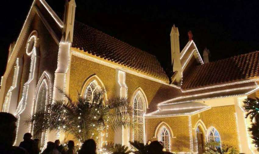 راولپنڈی: کرسمس کے حوالے سے مقامی چرچ خوبصورتی سے سجایاگیاہے۔