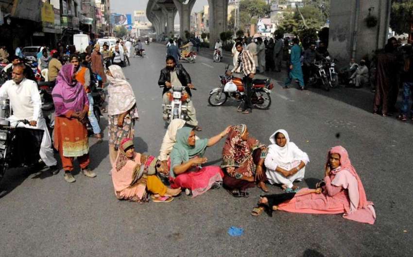 راولپنڈی: البراق ملازمین ٹارکٹ کلنگ کے خلاف اپنے مطالبات ..