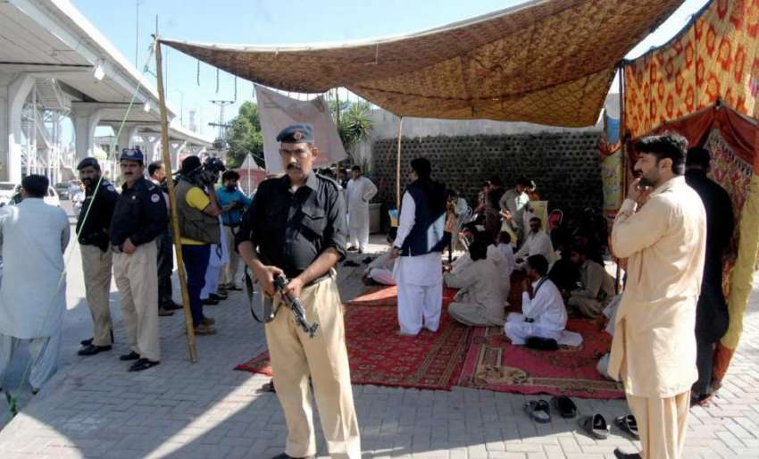 راولپنڈی: فقہ جعفریہ کے زیر اہتمام سانحہ پارہ چنار کے خلاف ..