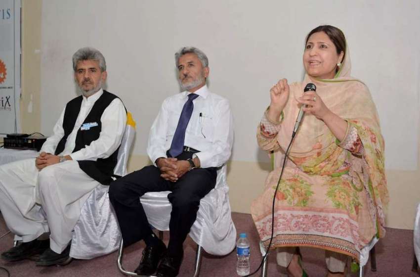 کوئٹہ: پروفیسر ڈاکٹر عائشہ صدیقہ ہائی بلڈو پریش سے متعلق ..