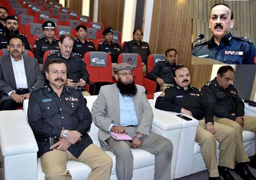 کراچی: آئی جی سندھ اے ڈی خواجہ ، سلیم واہدی آڈیٹیوریم کلفٹن ..
