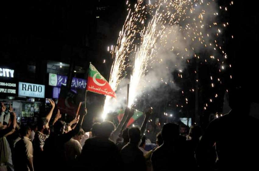 لاہور: تحریک انصاف کے چیئرمین عمران خان کے وزیراعظم بننے ..