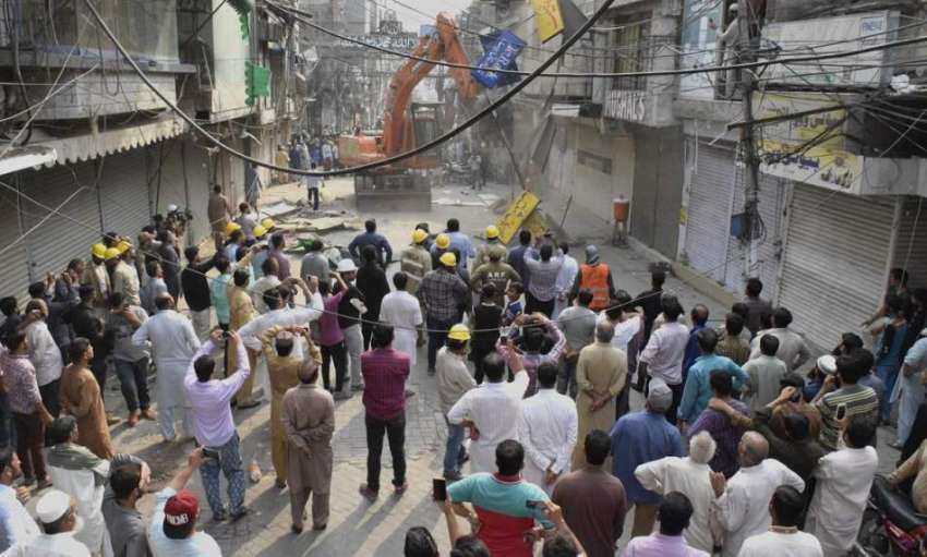 لاہور: انارکلی بازار میں تجاوزات کیخلاف گرینڈ آپریشن کیا ..
