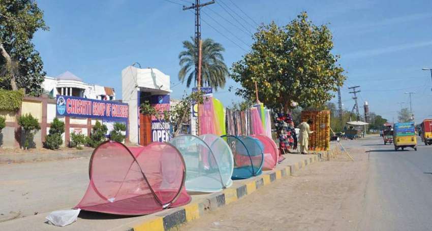 فیصل آباد: موسم میں تبدیدلی کے باعث مچھروں سے بچاؤ کے لیے ..