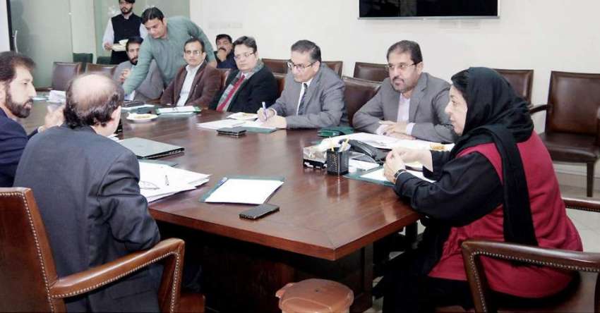 لاہور: وزیر صحت پنجاب ڈاکٹر یاسمین راشد محکمہ صحت میں اصلاحات ..